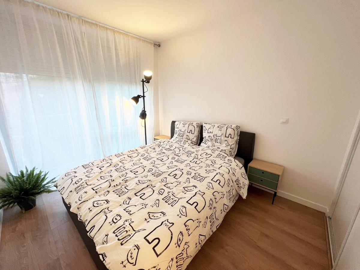 Cosy 1 Bedroom Appt Proche De Tout Metro A Pied Boulogne-Billancourt Luaran gambar